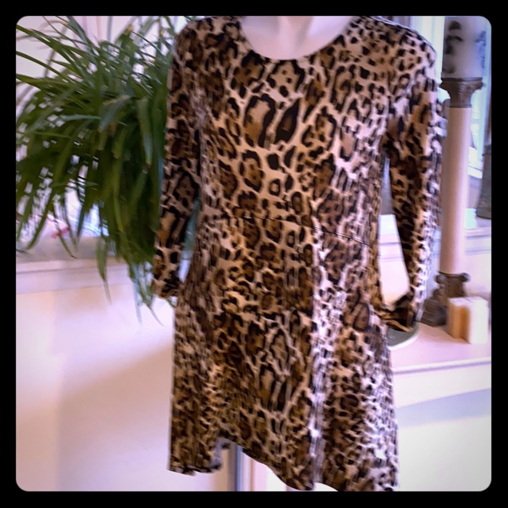 ❤️NWT❤️ CHICO’S Hi-Low Leopard Tunic Size Small
